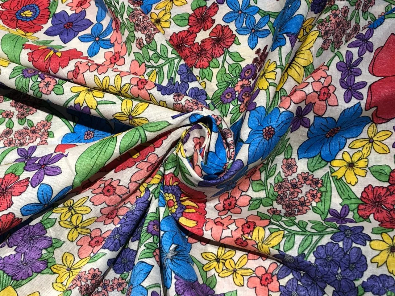 100% Cotton Poplin  Beach Prints 58" wide available in 6 prints red ,white ,ink blue,  cream multi color flowers ,retro orange and retro dusty blue and orange