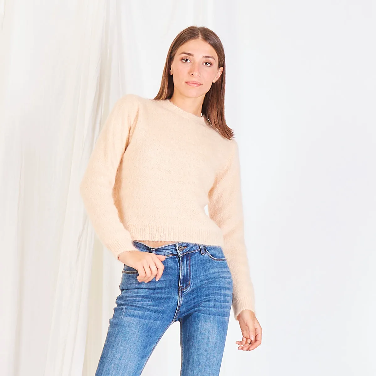 Wholesale chunky mohair-knit cropped sweater