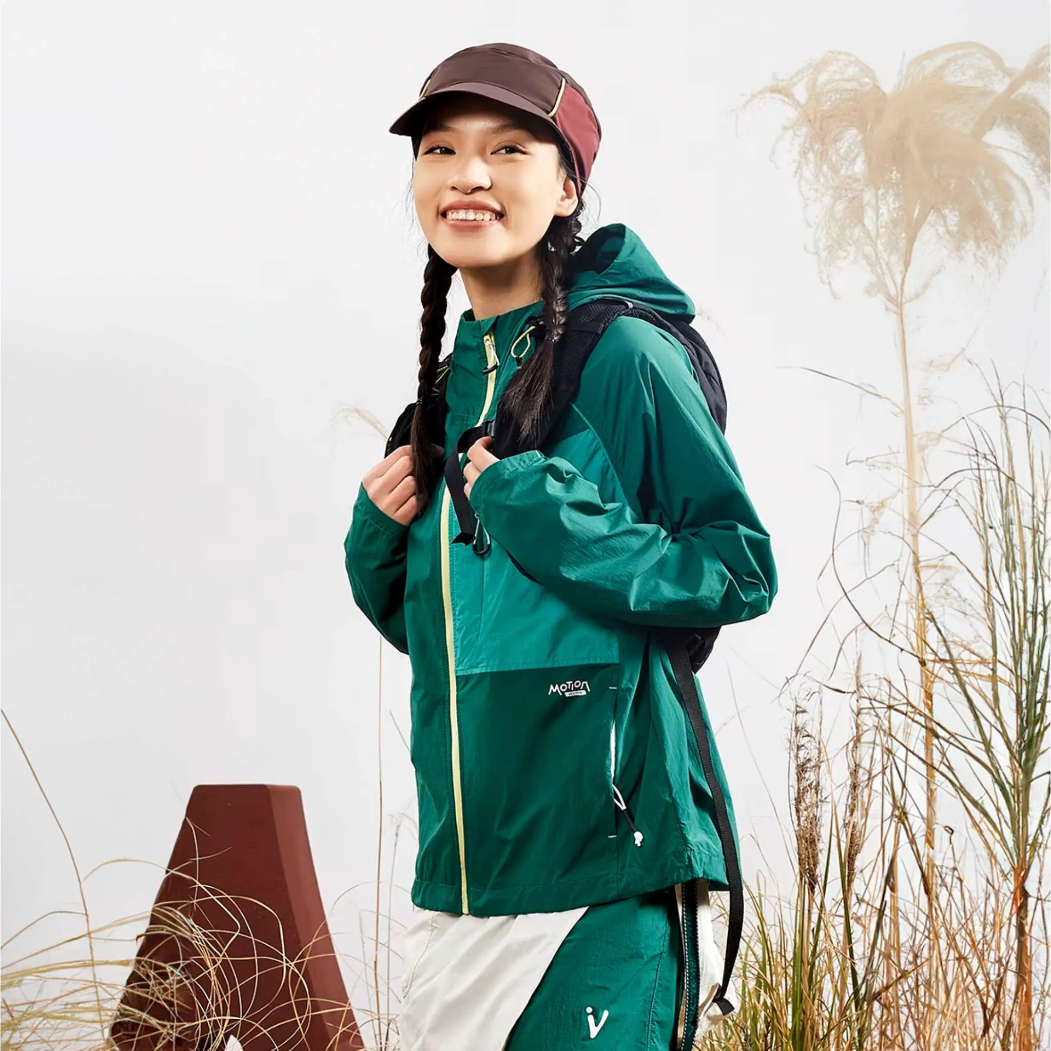 Women's Windproof & Waterproof Hiking Jacket